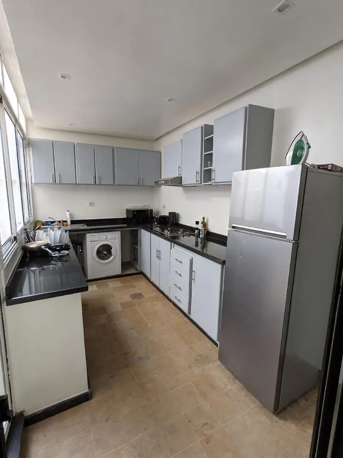 Guest Friendly Gueliz Flat, Very Private And Spacious 마라케시 아파트